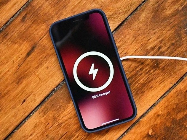 临泽苹果手机维修分享iPhone 12可以随便充电吗 